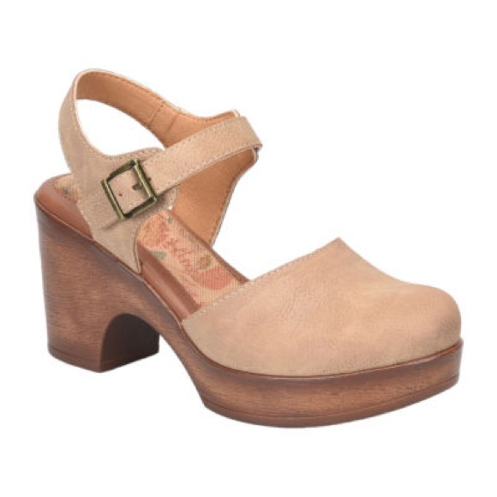 Boc clog block heels